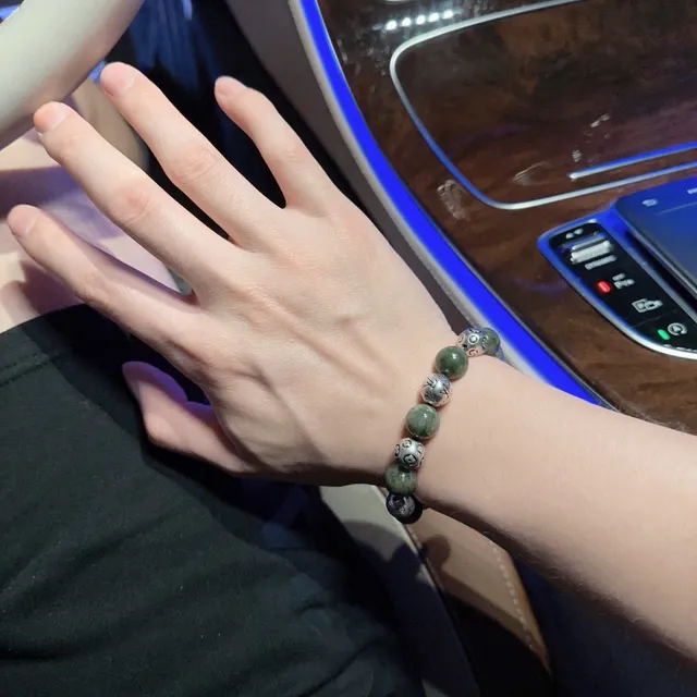 Louis Vuitton Monogram Flower Green Silver Beaded Bracelet 4