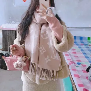 Louis Vuitton Monogram زهور وشاح كشمير وردي