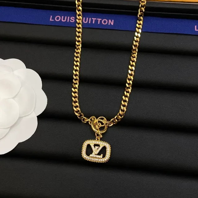 Louis Vuitton Monogram Jewelry Gold Black Curb Chain Rectangular Pendant Necklace 7