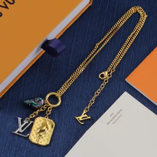 Louis Vuitton 多 charm 黃金色項鍊