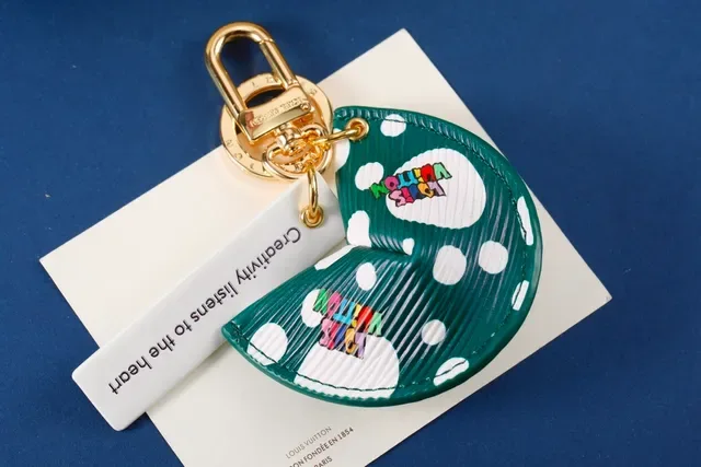 Louis Vuitton Multicolor Heart-Shaped Split-Charm Crossbody Bag 2