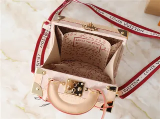 Sac Louis Vuitton Petite Malle Rose Monogramme Style Valise Tote 2