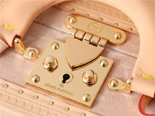 Sac Louis Vuitton Petite Malle Rose Monogramme Style Valise Tote 6