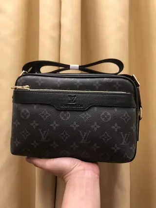 Louis Vuitton Pochette Metis Brown Black Monogram Canvas Rectangular Silhouette Messenger Bag 2