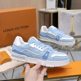 Louis Vuitton Run Away Zapatillas Lifestyle Monogram Azul Claro de Tejido
