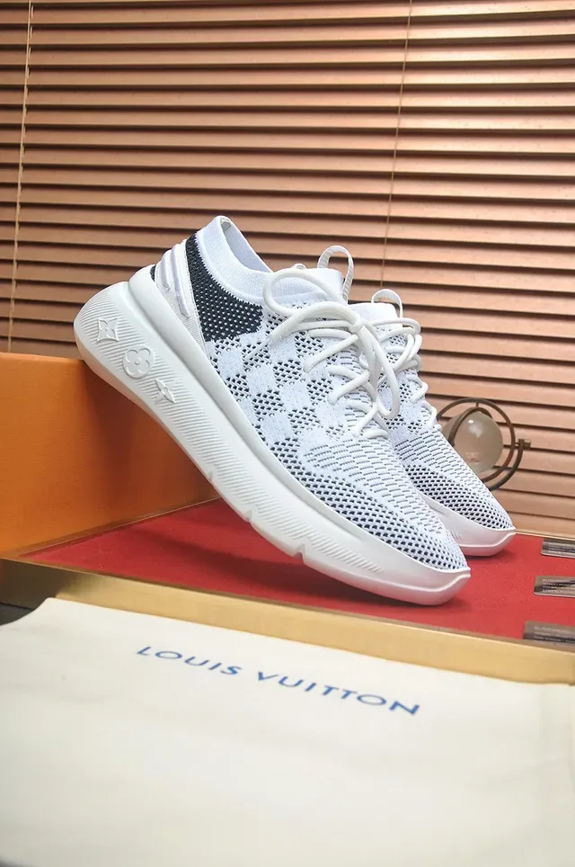 Louis Vuitton Run Away White and Black Knit Lifestyle Sneakers 4