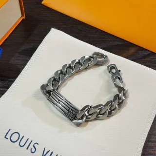 Louis Vuitton Prateado Bege Curb-Link Corrente Grosso Gravada Placa Central Pulseira