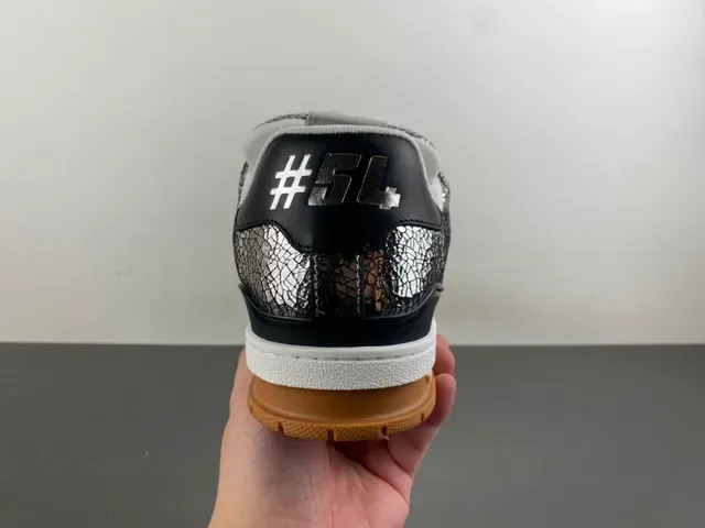 Louis Vuitton Argent Brun Métallique Cuir Craquelé Dessus Layered Semelle Blanche/noir/gomme Sneakers Lifestyle 4