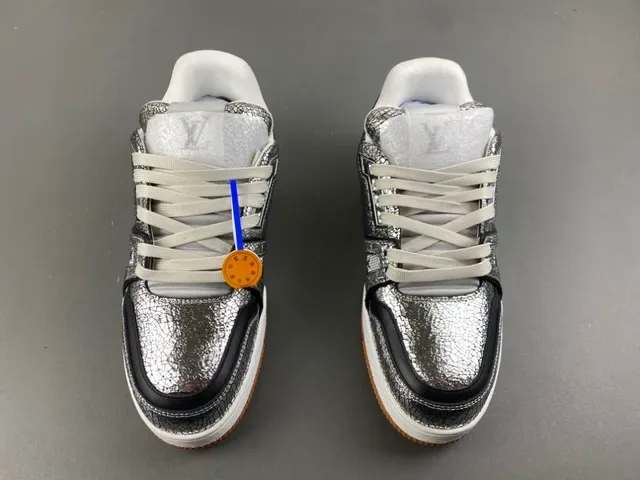 Louis Vuitton Argent Brun Métallique Cuir Craquelé Dessus Layered Semelle Blanche/noir/gomme Sneakers Lifestyle 10
