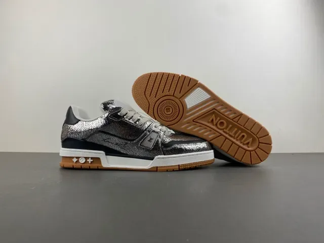 Louis Vuitton Argent Brun Métallique Cuir Craquelé Dessus Layered Semelle Blanche/noir/gomme Sneakers Lifestyle 11