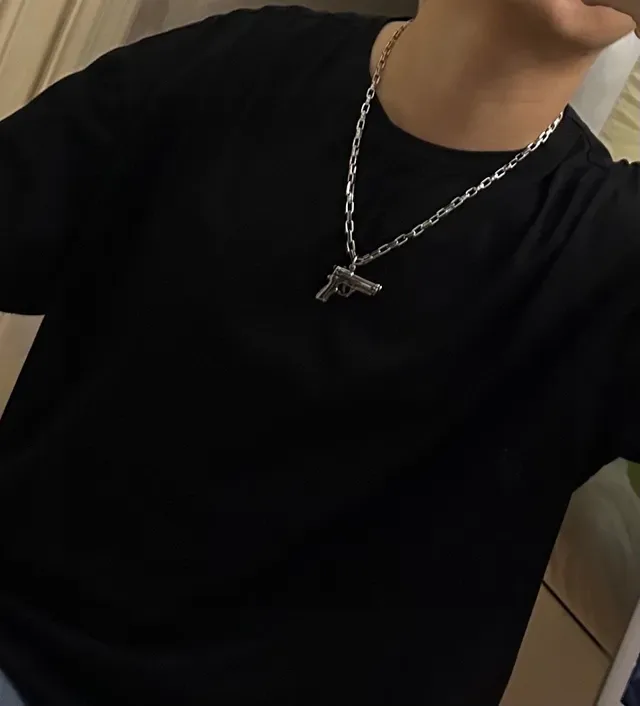 Louis Vuitton Silver Green Gun-Shaped Pendant Metal Chain Necklace 2