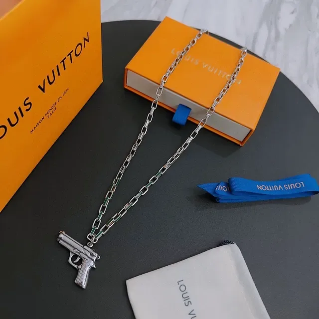Louis Vuitton Silver Green Gun-Shaped Pendant Metal Chain Necklace 5