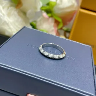 Louis Vuitton Silver Navy Pavé-Set Diamonds Square-Cut Stones Ring