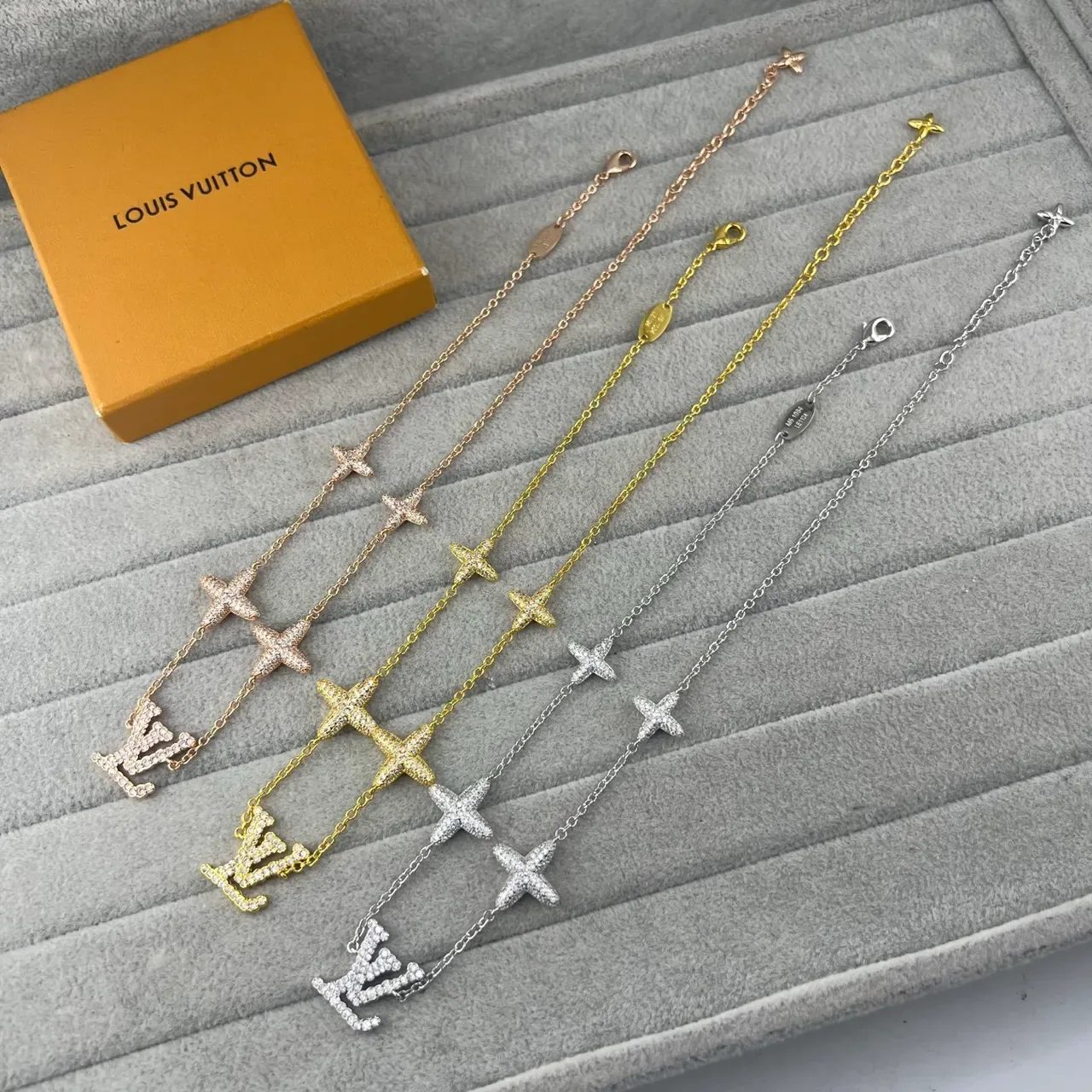 Louis Vuitton Star & Monogram Gold Silver Chain-Link Charms Bracelet 6
