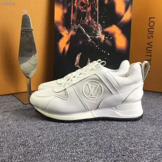 Louis Vuitton Zapatos lifestyle blancos y negros monogramados con panel lateral de malla y cuero híbrido en la parte superior