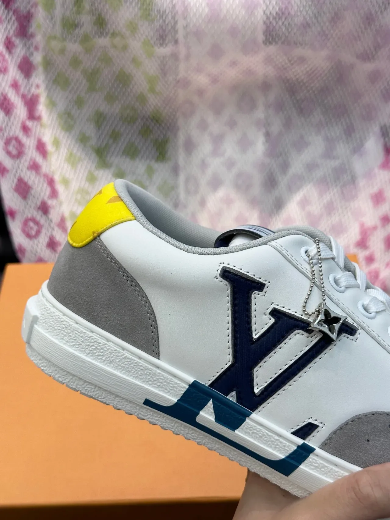 Louis Vuitton White Gray Low-Top Leather-Suede Hybrid Lifestyle Sneakers 8