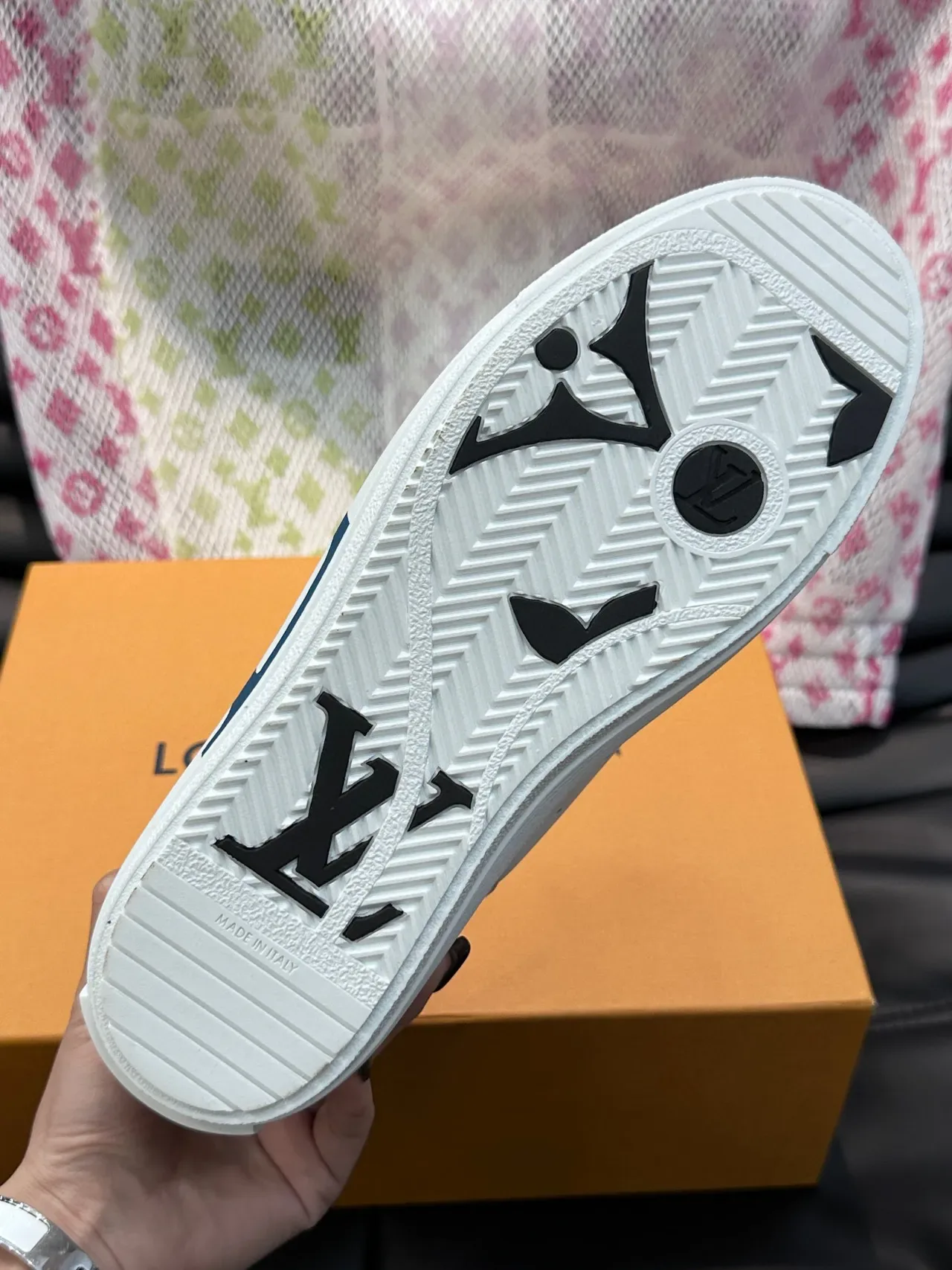 Louis Vuitton White Gray Low-Top Leather-Suede Hybrid Lifestyle Sneakers 9