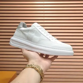 Louis Vuitton White Gray Low-Top Paneled Leather Lifestyle Sneakers