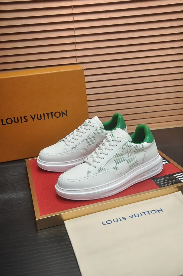 Louis Vuitton সাদা সবুজ লো-টপ চামড়ার লাইফস্টাইল স্নিকার 4