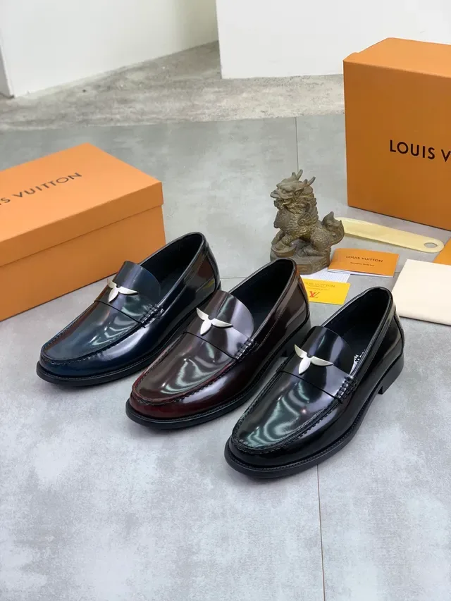 Louis Vuitton Winged Buckle Loafer Navy Silver Patent Leather Loafer 2