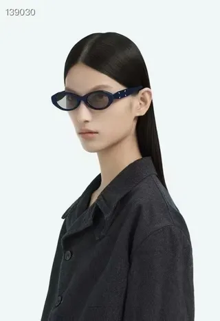Maison Margiela MM204 Oval Frame Black Sunglasses 4