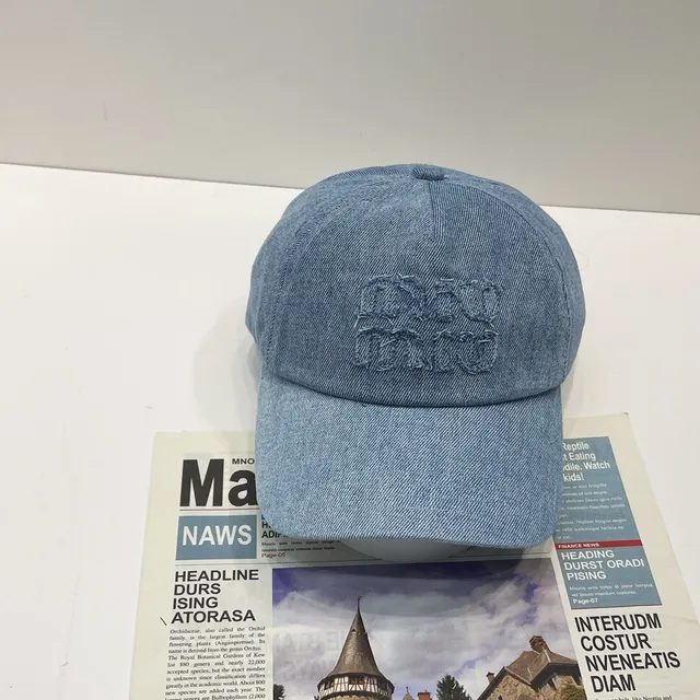 Miu Miu Boné de beisebol preto texturizado de denim bordado tonalmente com logo 4