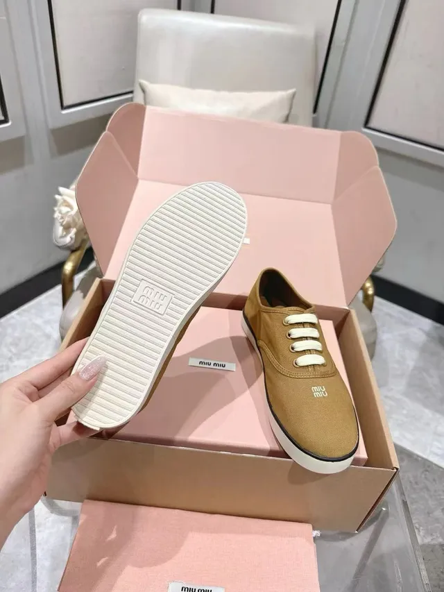 Miu Miu Brown White Low-Top Upper Canvas Shoes 4