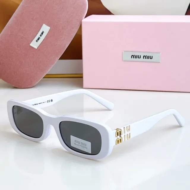 Miu Miu Wander Tortoiseshell Rectangular Sunglasses 6