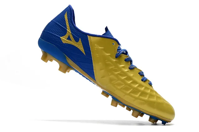 Mizuno Noir Rouge Low-Cut Upper Synthétique Texturé Forefoot Firm-Ground Chaussures de Soccer 16