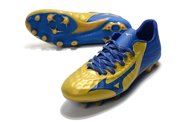 Mizuno Noir Rouge Low-Cut Upper Synthétique Texturé Forefoot Firm-Ground Chaussures de Soccer 18
