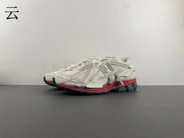 New Balance 1300 Off-White Red Blue Green chaussures de course 9