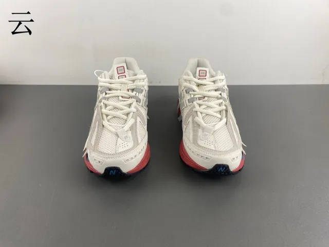 New Balance 1300 Off-White Red Blue Green chaussures de course 10