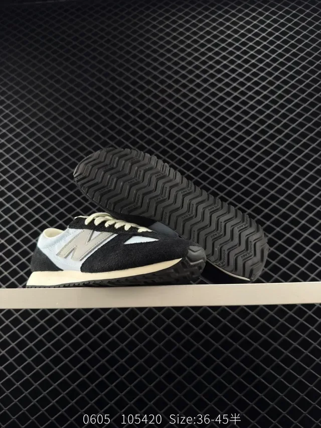 New Balance 237 أحذية lifestyle سوداء وأزرق فاتح من السويدي 4