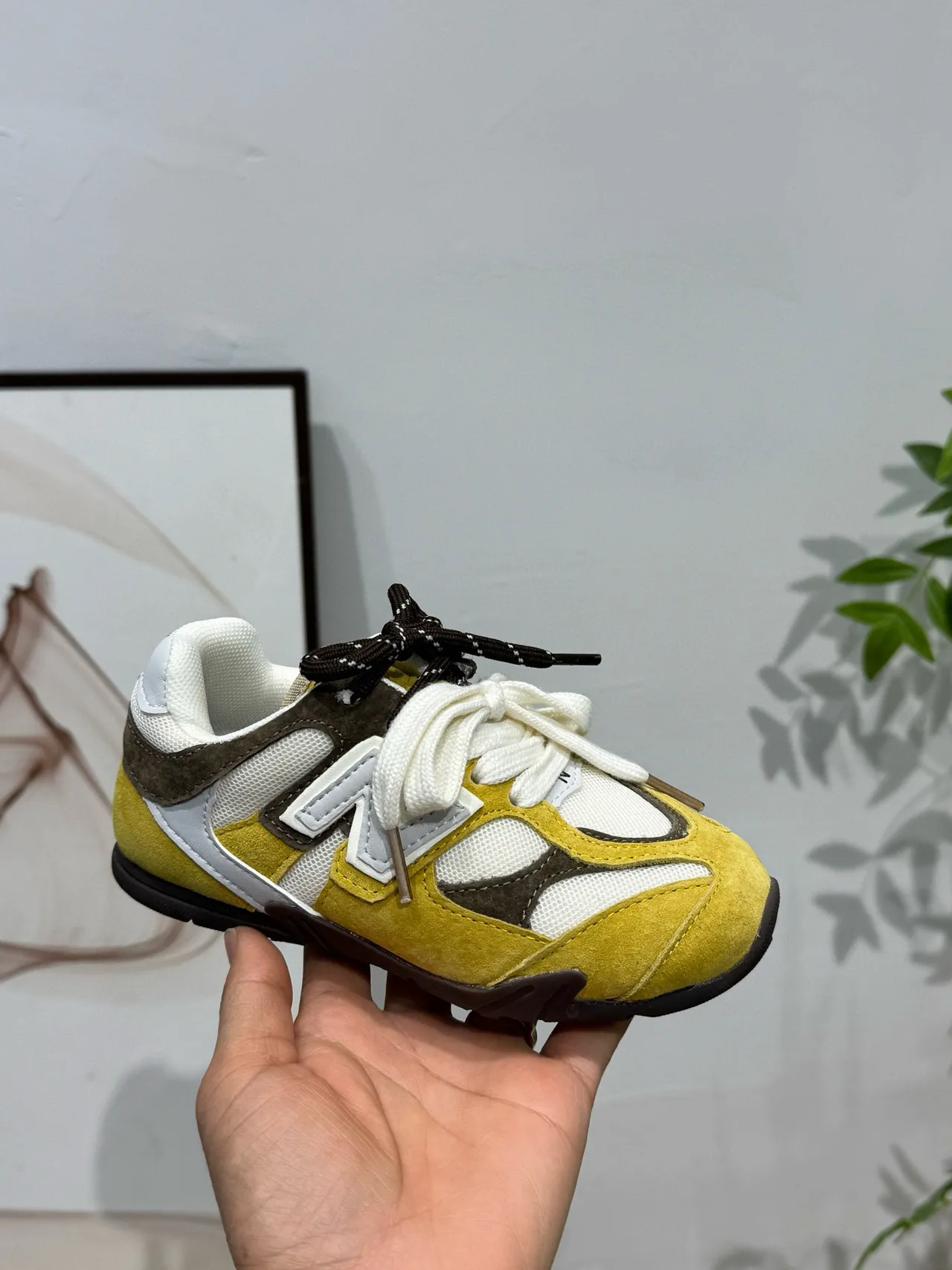 New Balance 327 gris et blanc sneakers lifestyle 5