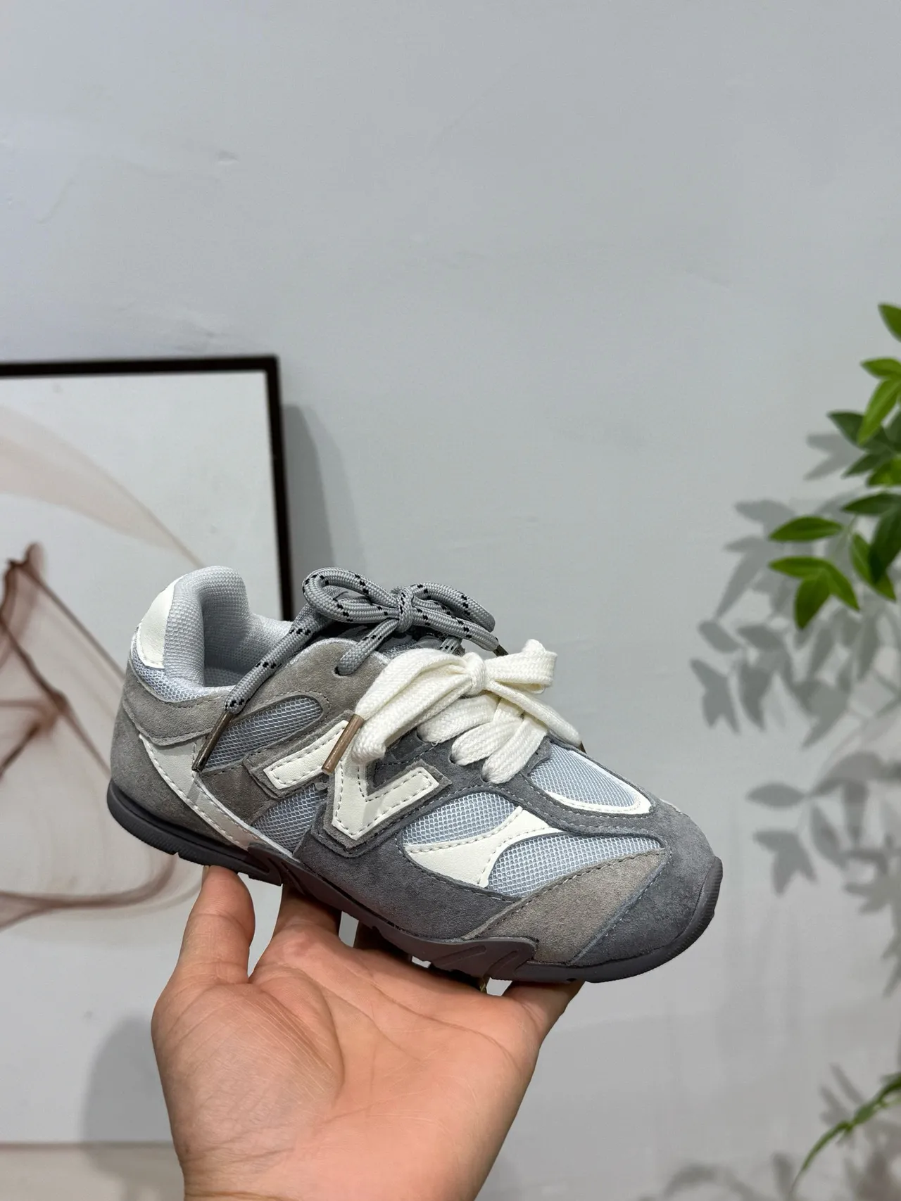 New Balance 327 gris et blanc sneakers lifestyle 13