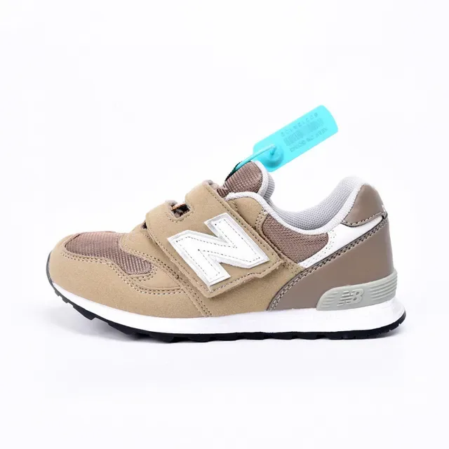 New Balance 574 Black White Gray Chaussures Lifestyle pour Enfants 21
