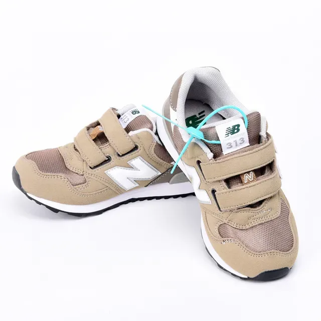 New Balance 574 Black White Gray Chaussures Lifestyle pour Enfants 24