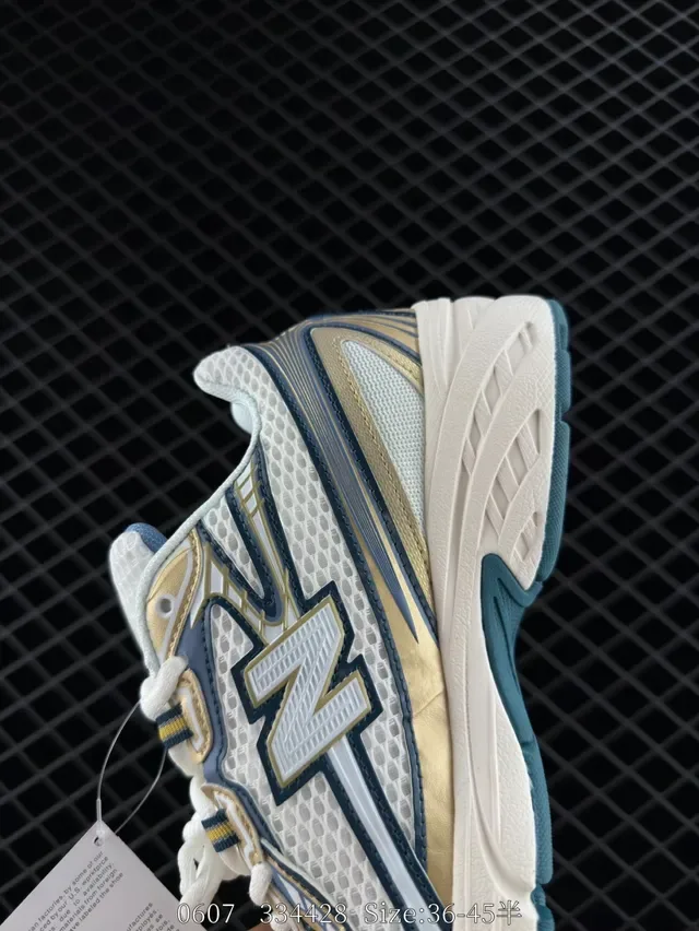 New Balance 740 أبيض بيج بحري ريترو رنر لايف ستايل سنيكرز 3