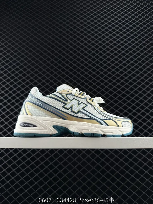 New Balance 740 أبيض بيج بحري ريترو رنر لايف ستايل سنيكرز 7