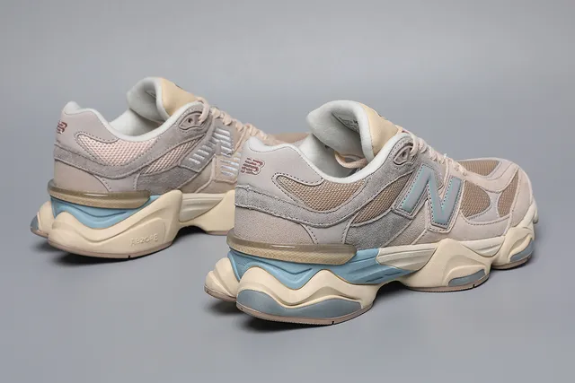 New Balance 9060 Beige Bleu Maille Stratifiée Et Daim Supérieur Oversized N Logo Chunky Sneakers 3