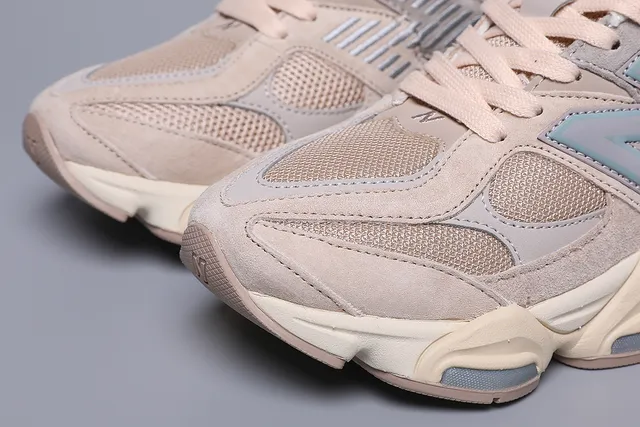 New Balance 9060 Beige Bleu Maille Stratifiée Et Daim Supérieur Oversized N Logo Chunky Sneakers 4
