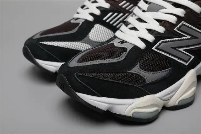 New Balance 9060 Sneakers Lifestyle Marron Noir Blanc 4