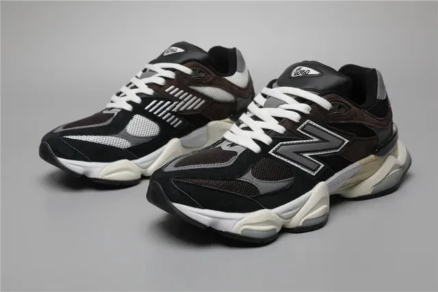 New Balance 9060 Sneakers Lifestyle Marron Noir Blanc 5