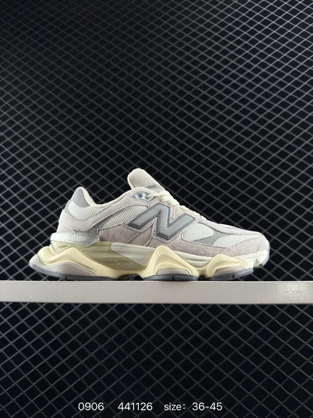 New Balance 9060 Sneakers Chunky Gris Beige 6