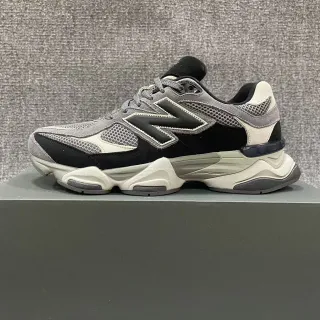 New Balance 9060 Gris Noir Crème Sneakers Chunky