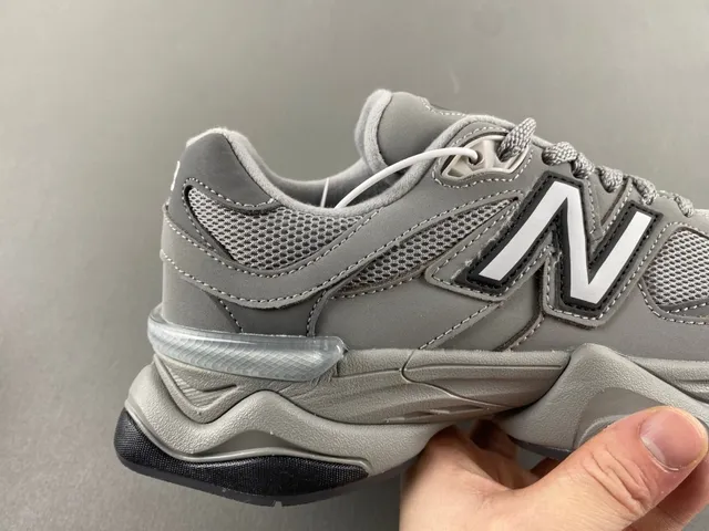 New Balance 9060 حذاء رياضي رمادي كثيف 3