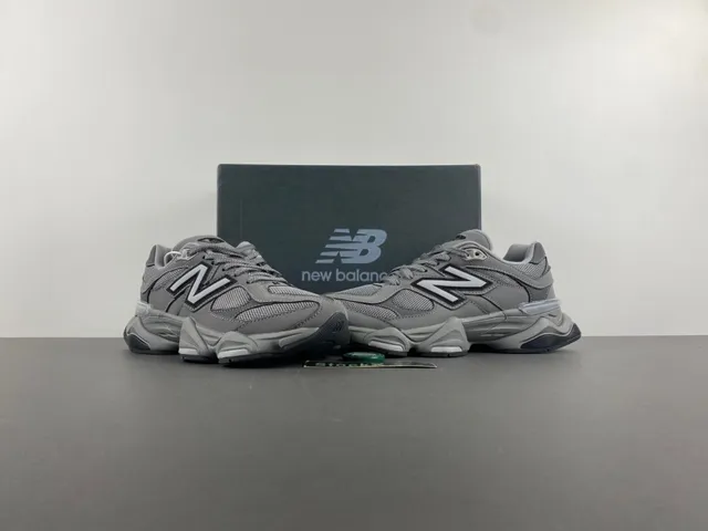 New Balance 9060 حذاء رياضي رمادي كثيف 13