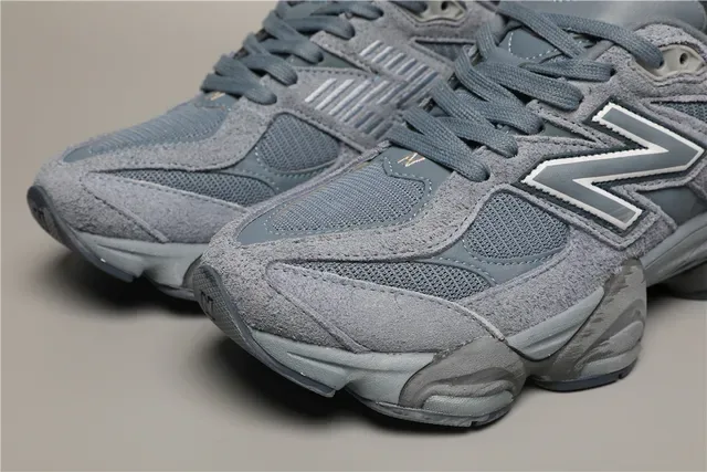 New Balance 9060 Monocromatique Gris Lifestyle Sneakers 4