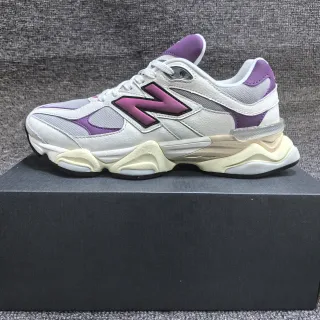New Balance 9060 Sneakers Chunky Violettes et Blanches