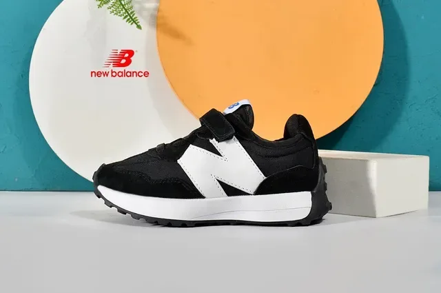 New Balance بيج أسود Retro Runner Velcro حزام أسلوب حياة 11